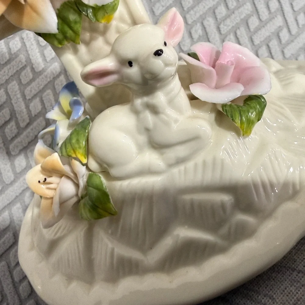 Porcelain Cross Trinket Music Box with Pastel Floral Accents Lamb Amazing Grace